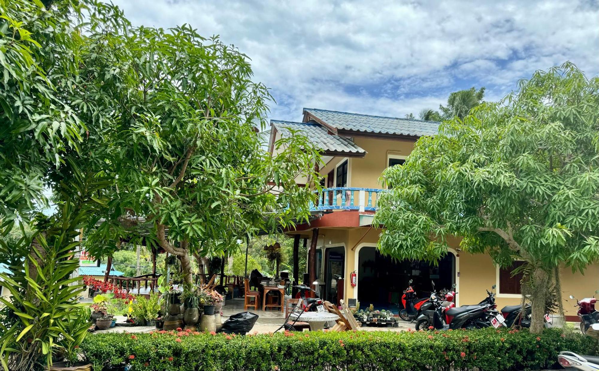 Baan Klong House Hotel Baan Khai Exterior photo
